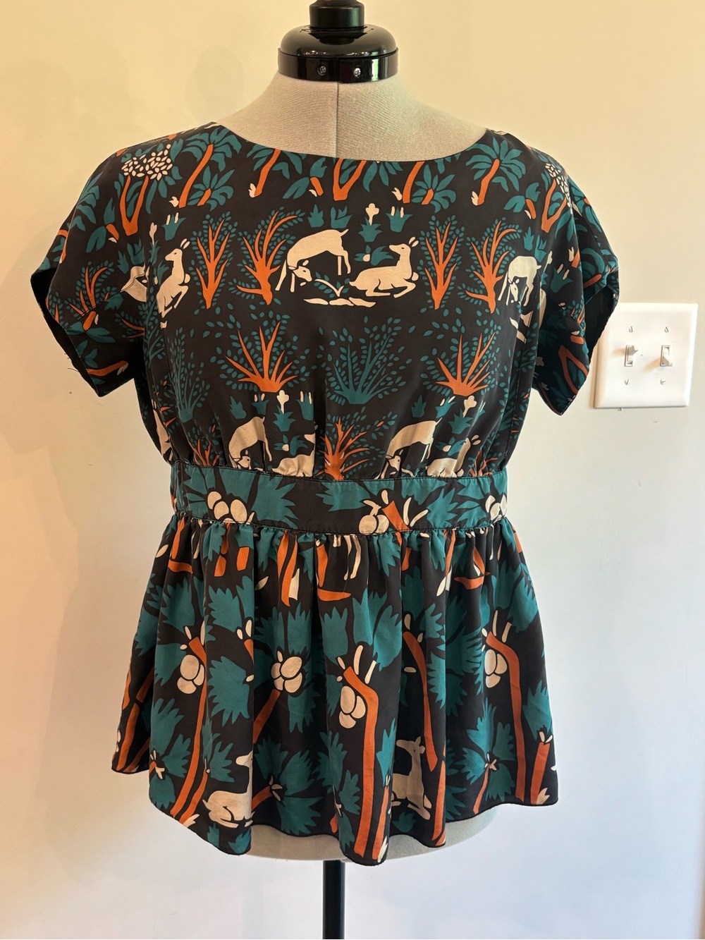 Anthropologie Black Teal & Orange Botanical Animal Peplum Top 0257